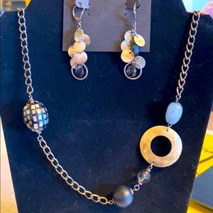 Necklace and earring set